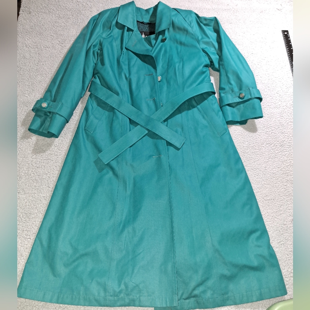 London Fog Women`s Green Lined Long Sleeve Trench Coat / Size 4 Petite